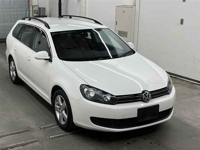 35010 Volkswagen Golf variant 1KCBZ 2012 г. (MIRIVE Saitama)